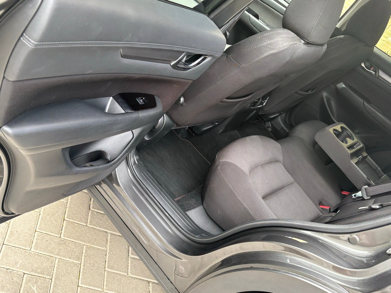 Foto 10 van Mazda CX-5 2.0 Skyactiv-g 165pk 2WD 2017 Grijs