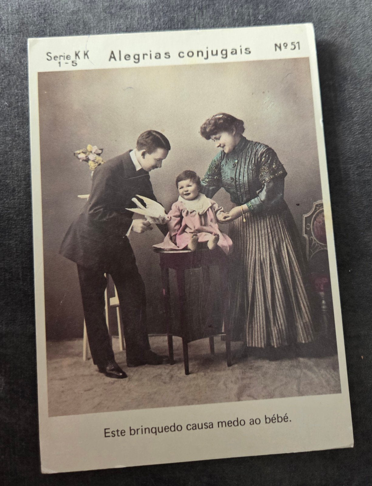 Oude Portugese Ansichtkaart - Familie met Baby (1994), Verzenden, 1980 tot heden, Gelopen, Kinderen