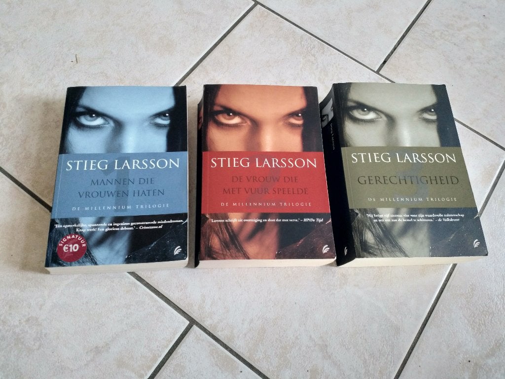 Stieg Larsson, de Millenium trilogie, Boeken, Ophalen of Verzenden, Zo goed als nieuw