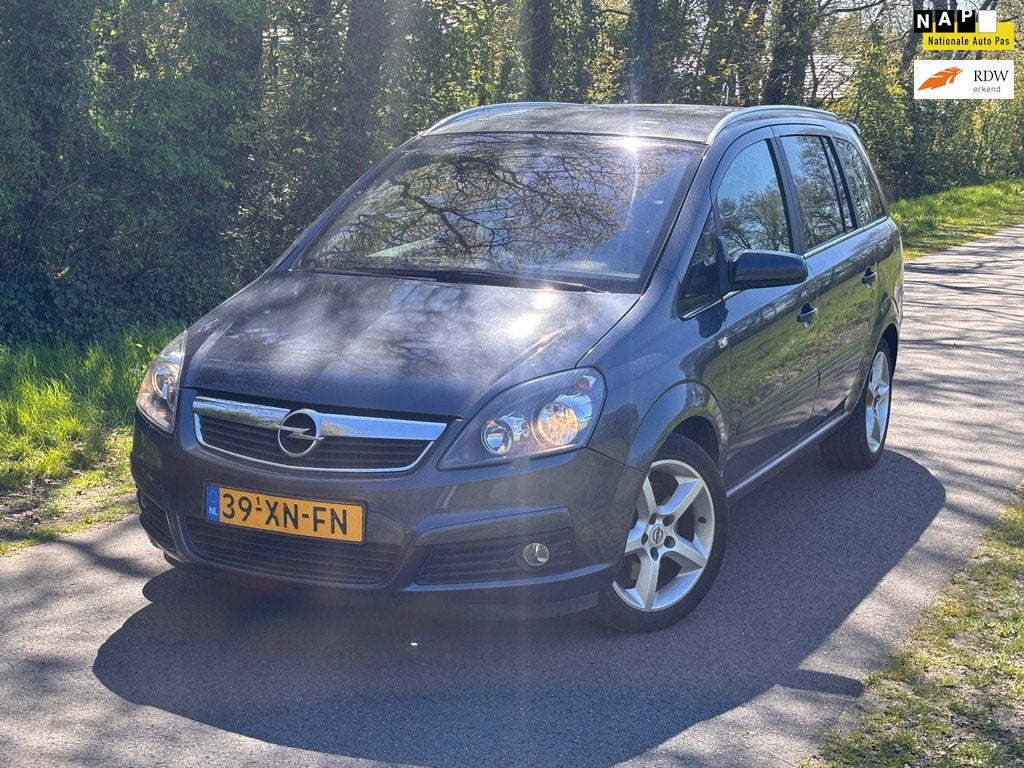 Opel Zafira 2.2 Cosmo | 7-Persoons + Cruise + Airco |, Auto's, Opel, Bedrijf, Te koop, Zafira, ABS, Airbags, Airconditioning, Automatische klimaatregeling
