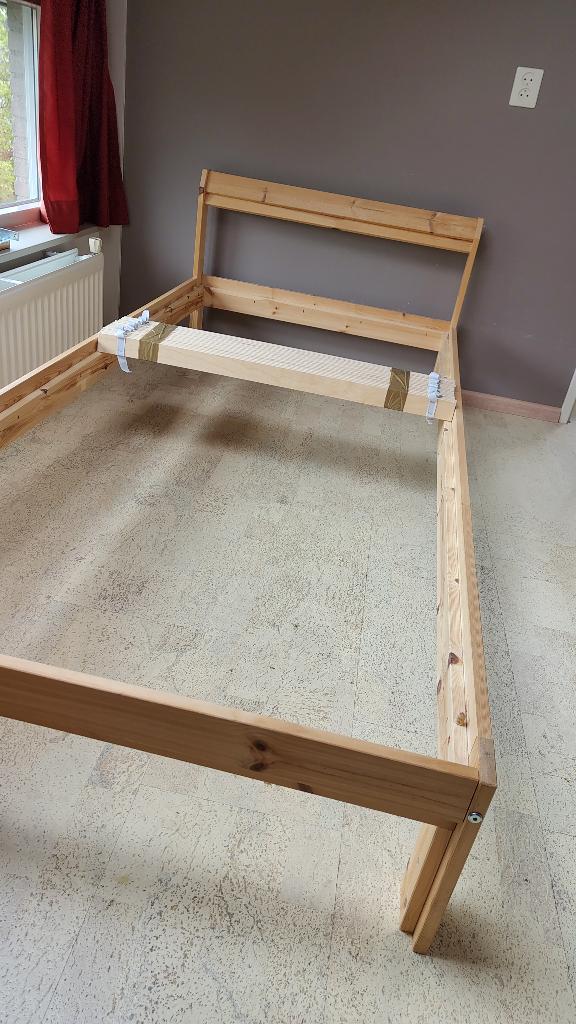 Eenpersoons bed 90 x 200, Ophalen, 90 cm, Eenpersoons, Beige