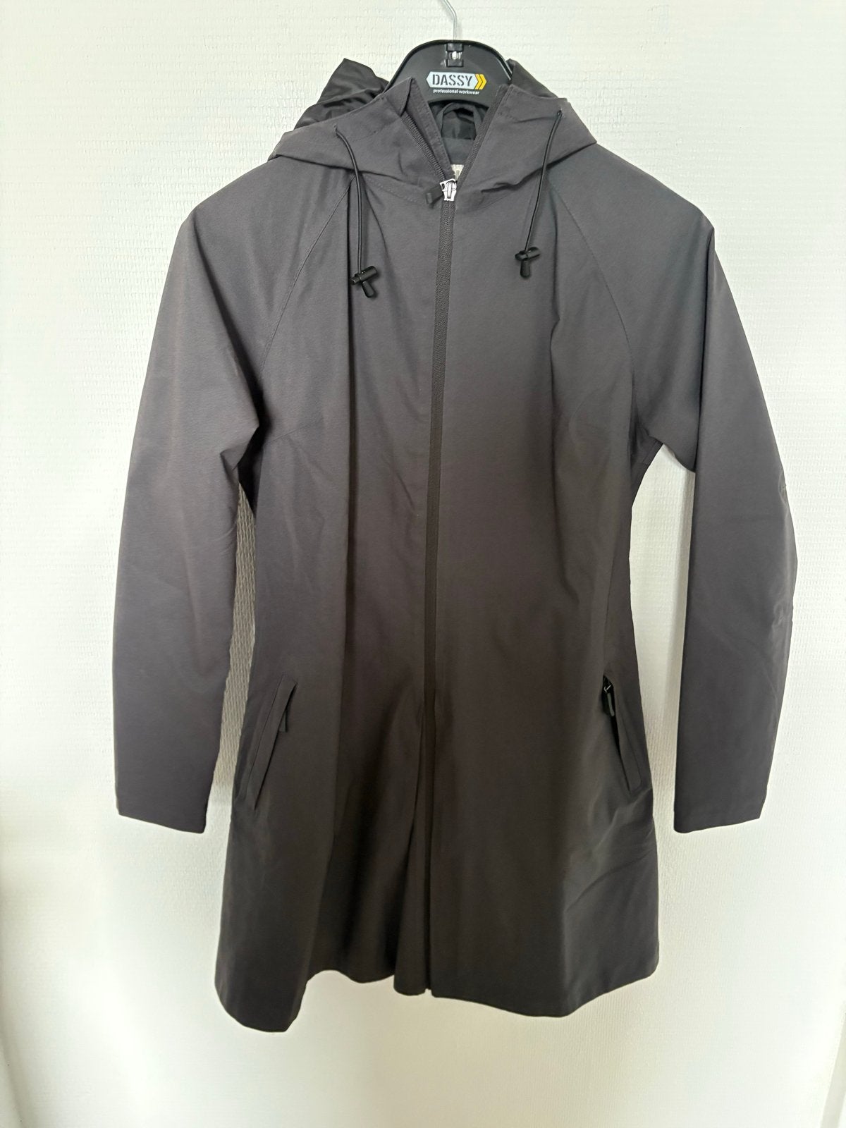 Nieuwe AGU SEQ Regenjas Dames Maat S, Geen, Nieuw, Ophalen of Verzenden, Dames