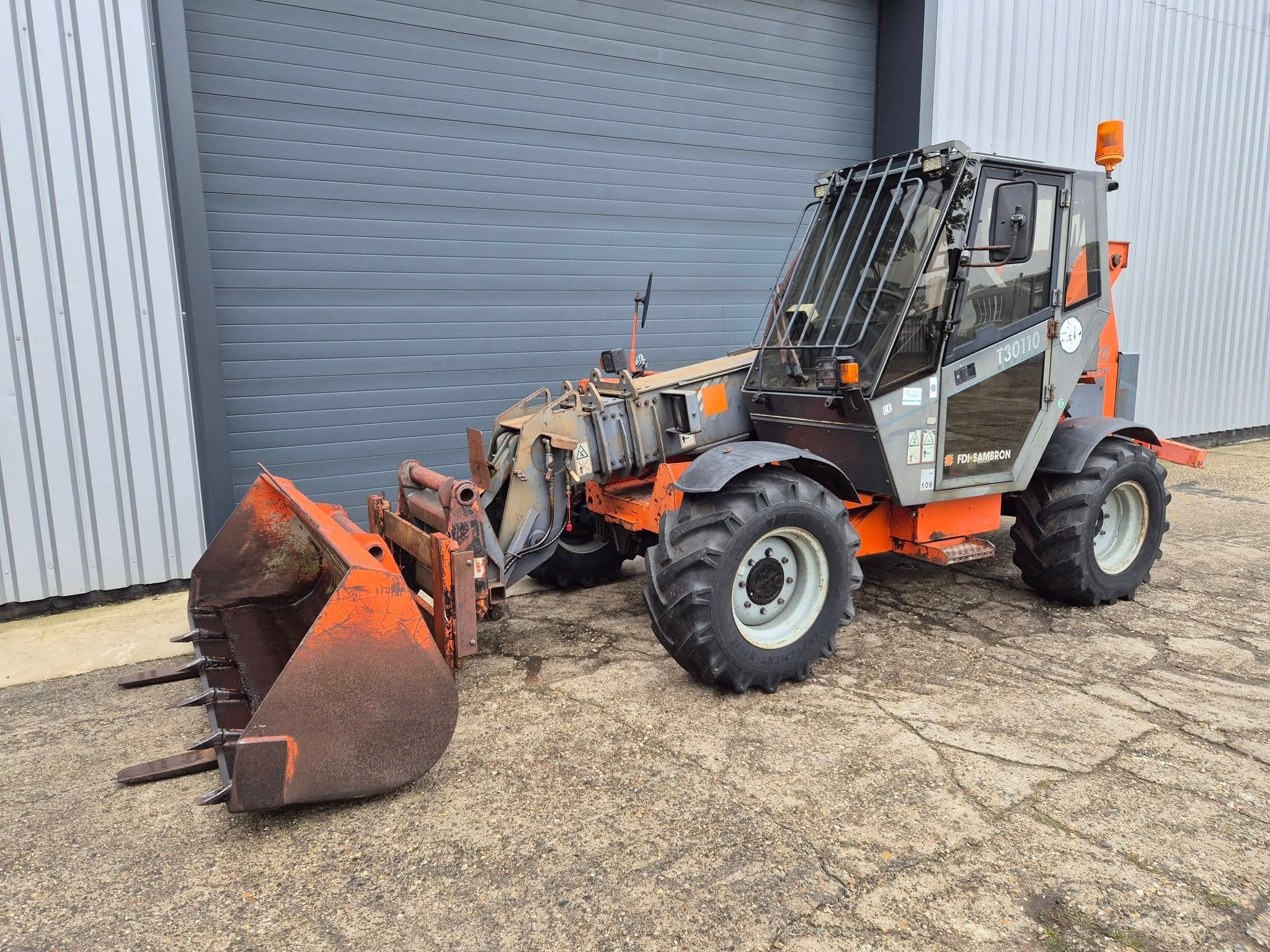 Sambron T30110 Verreiker - 11 meter - Manitou, Verreiker