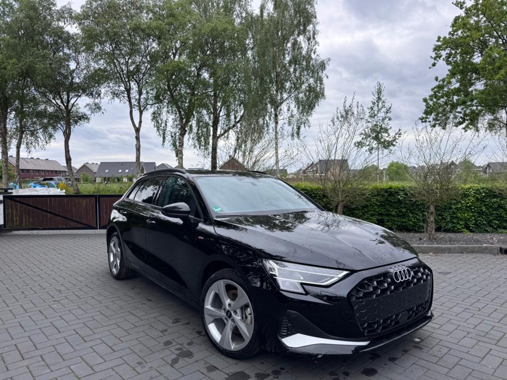 Audi A3 Sportback 40 TFSIe Hybride S-Line Camera Trekhaak !, 1498 cc, Zwart, Audi, Benzine