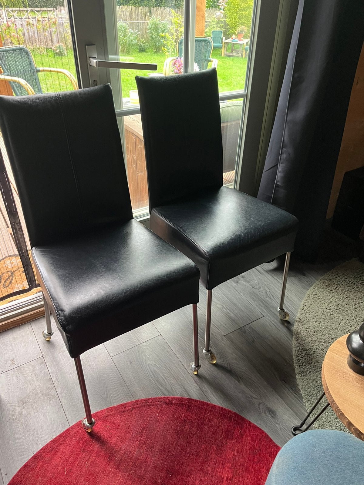 Gratis keuken/eetkamerstoelen, Ophalen, Gebruikt, Zwart, Vier