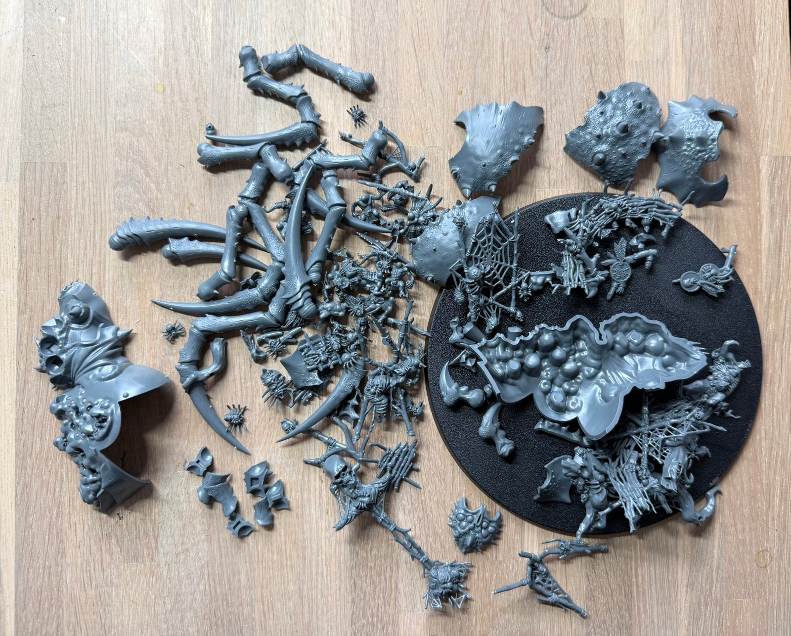 Warhammar Gloomspite Gitz - Arachnarok spider #1, Hobby en Vrije tijd, Ophalen of Verzenden, Warhammer