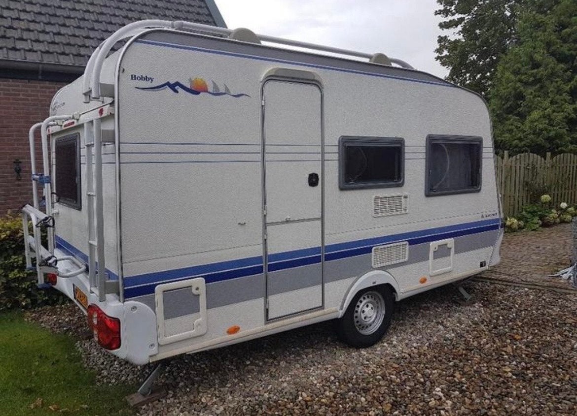 Hobby De Luxe Easy Caravan - Compleet en Klaar voor Vakantie, Caravans en Kamperen, Caravans, Vast bed, Hobby, Kleine zit, 750 - 1000 kg