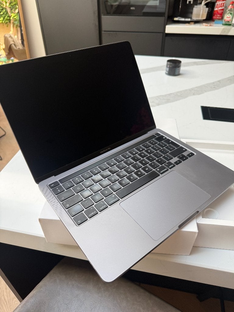 MacBook Pro 13-inch Grey | inclusief touch bar, Computers en Software, Apple Macbooks, MacBook Pro, Gebruikt, 256 GB, 2 tot 3 Ghz