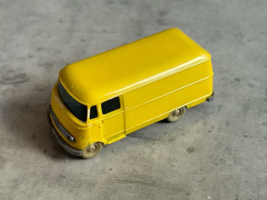 Wiking 1:87 Mercedes-Benz L 319 bestelbus geel, Ophalen of Verzenden, Zo goed als nieuw, Bus of Vrachtwagen, Wiking