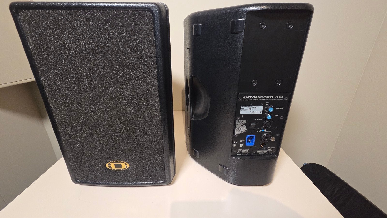 2 Dynacord D 8A actieve luidsprekers, Overige typen, Zo goed als nieuw, Ophalen, 150 watt of meer