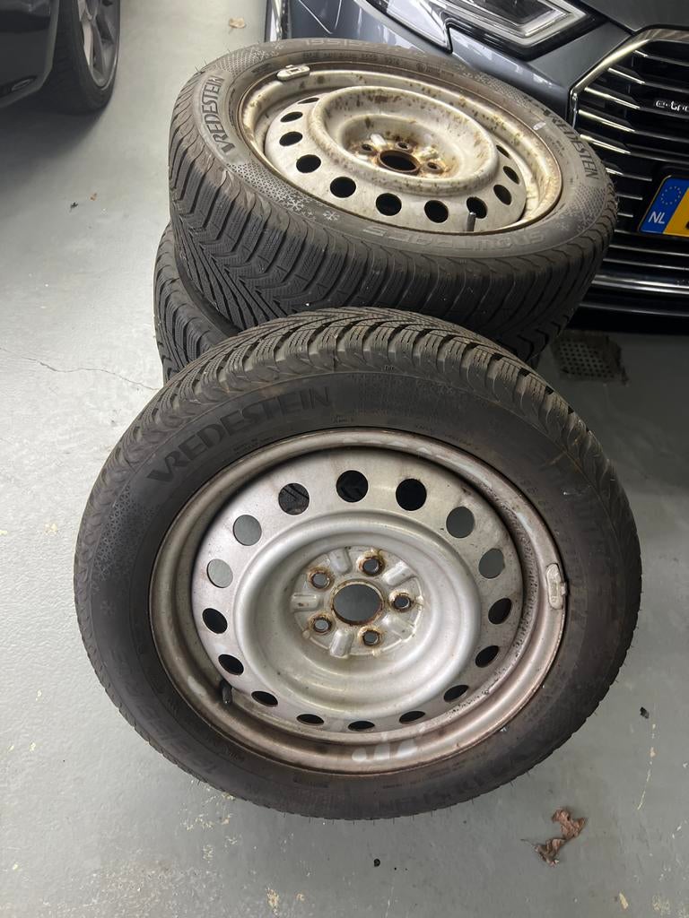 Winterbanden met velg 195/55 R16, Auto diversen, Wieldoppen, Ophalen, Gebruikt
