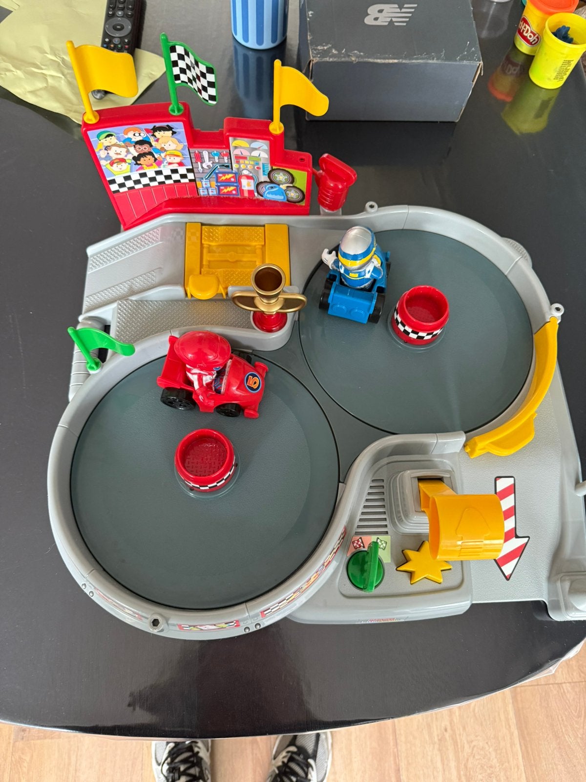 little people vintage racebaan, Kinderen en Baby's, Speelgoed | Fisher-Price, Ophalen, Zo goed als nieuw, Speelset