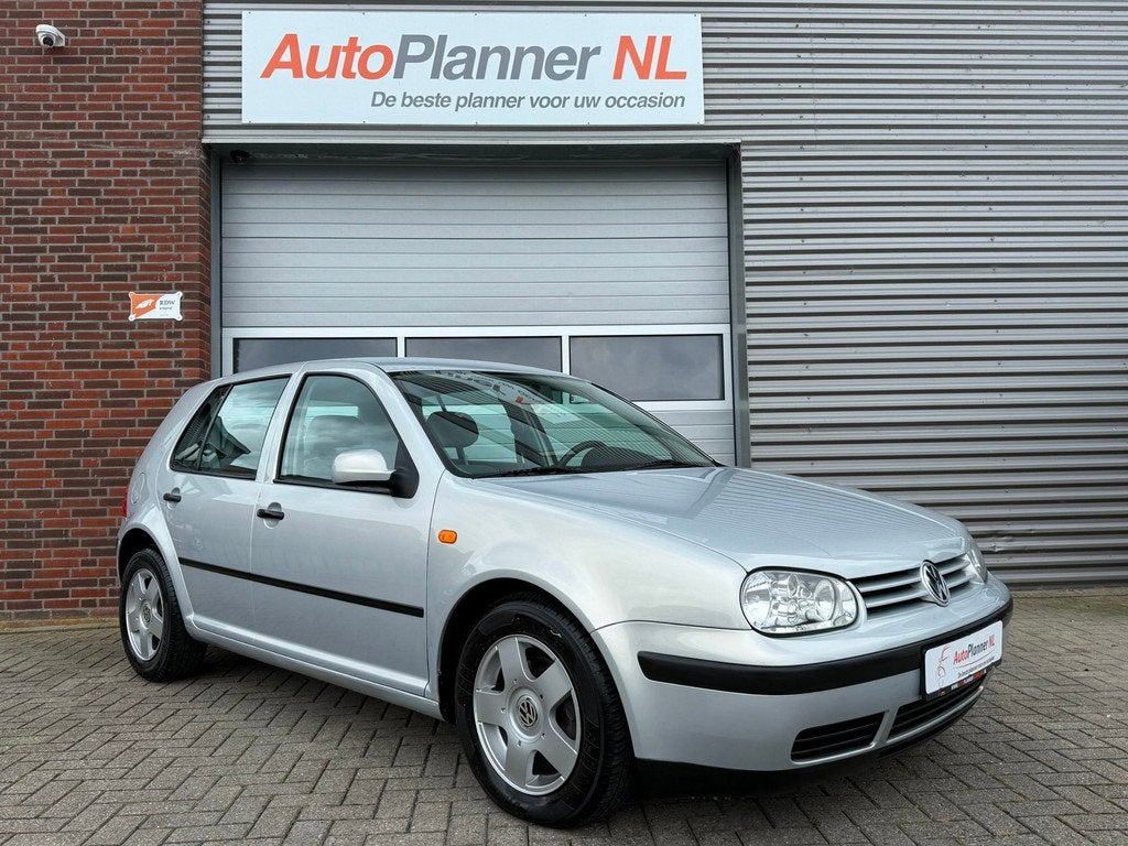 Volkswagen Golf IV 2.0! 5-Deurs! Airco! Dealer Onderhouden!, Stof, Gebruikt, 4 cilinders, 1984 cc