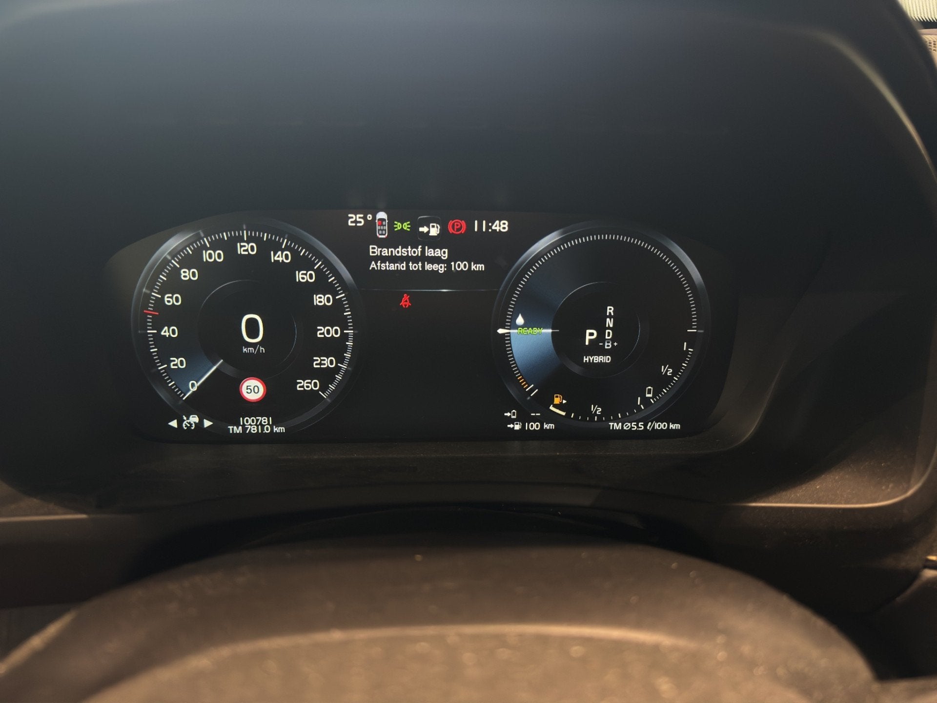 Volvo XC90 T8 Aut Inscription ACC Panodak Luxe-interieur 390, Gebruikt, 4 cilinders, Blauw, 7 stoelen