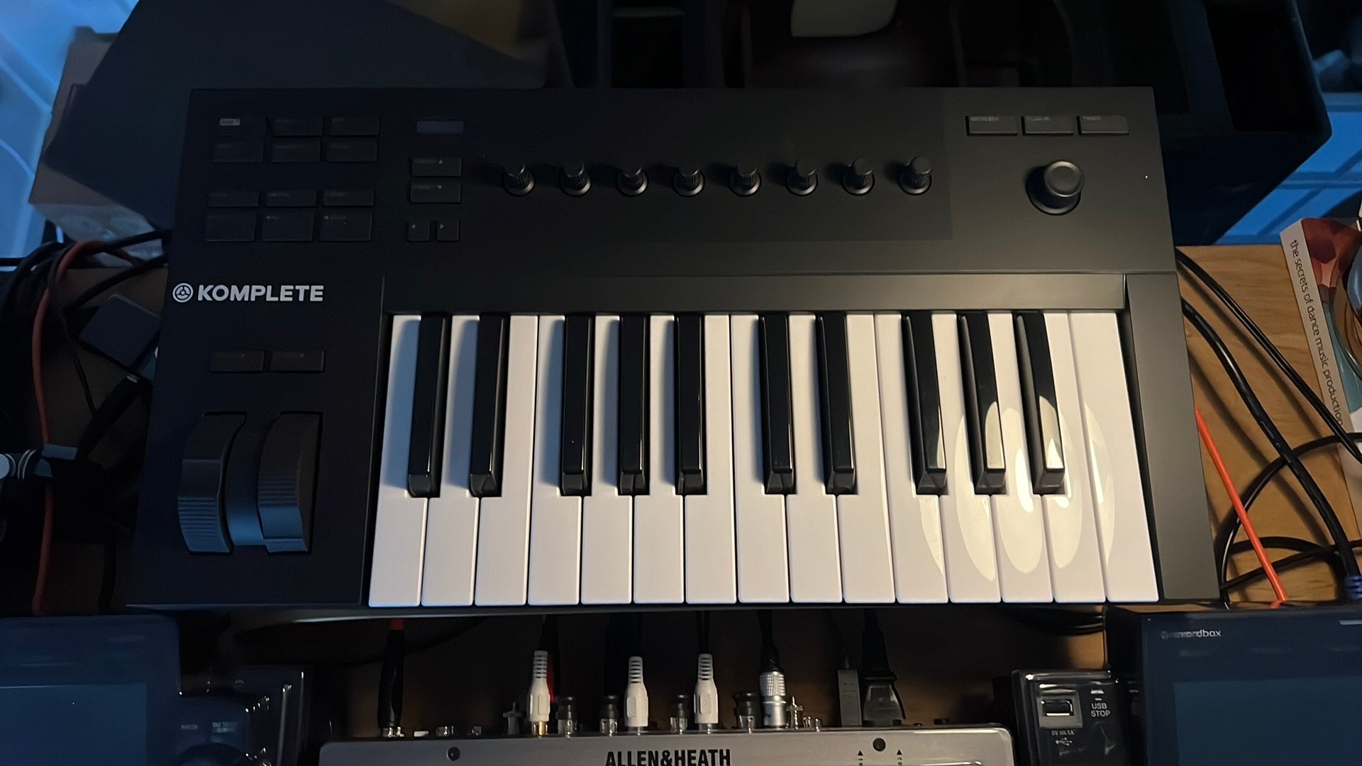 Native Instruments - Komplete Kontrol A25, Verzenden, Zo goed als nieuw