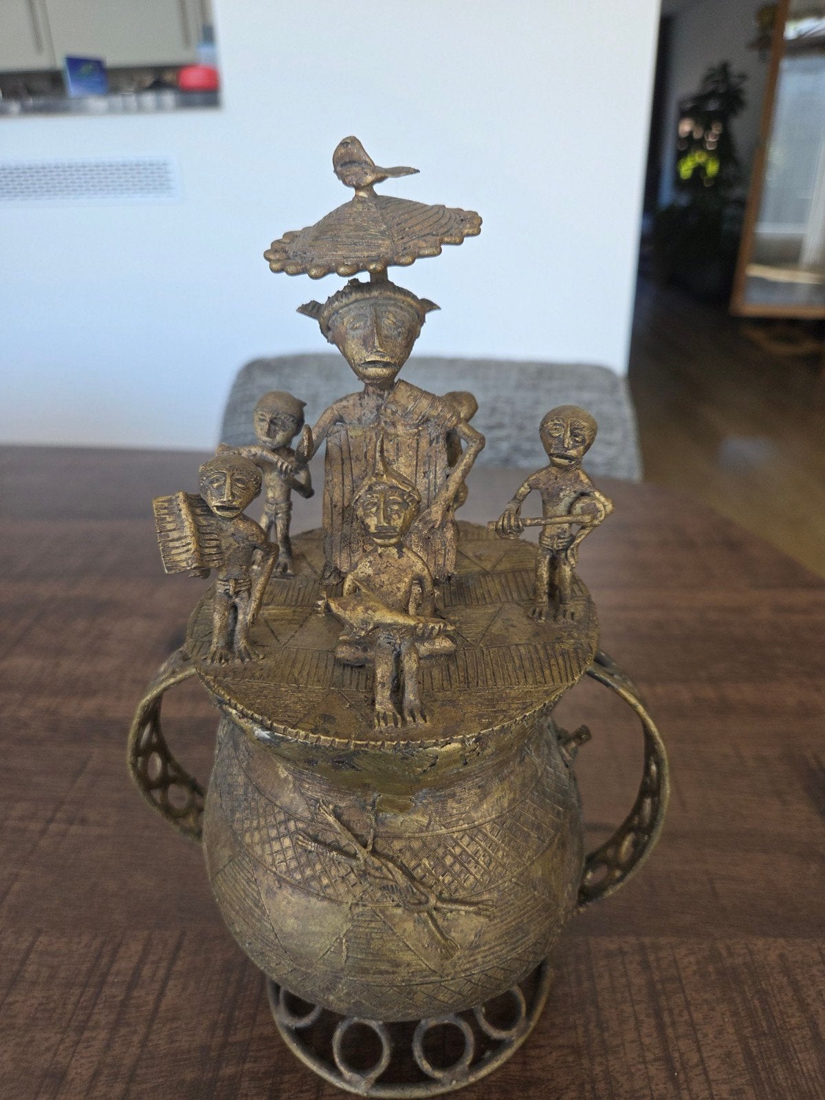 Bronzen Afrikaans ritueel object met figuren, Antiek en Kunst, Ophalen of Verzenden, Brons