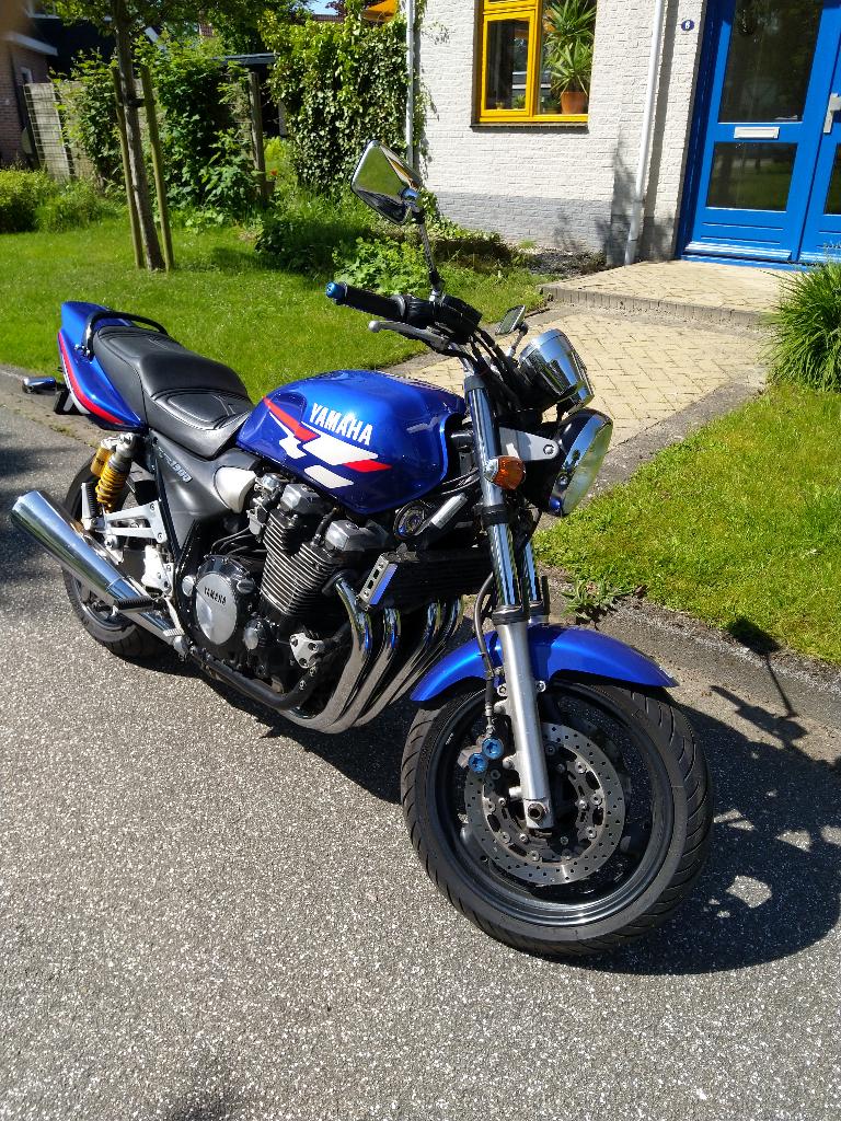 Yamaha XJR 1300 SP   XJR1300  Sarron Blue bj.1999, Motoren, Motoren | Yamaha, Occasion, 4 cilinders, Motorrijbewijs A, Particulier