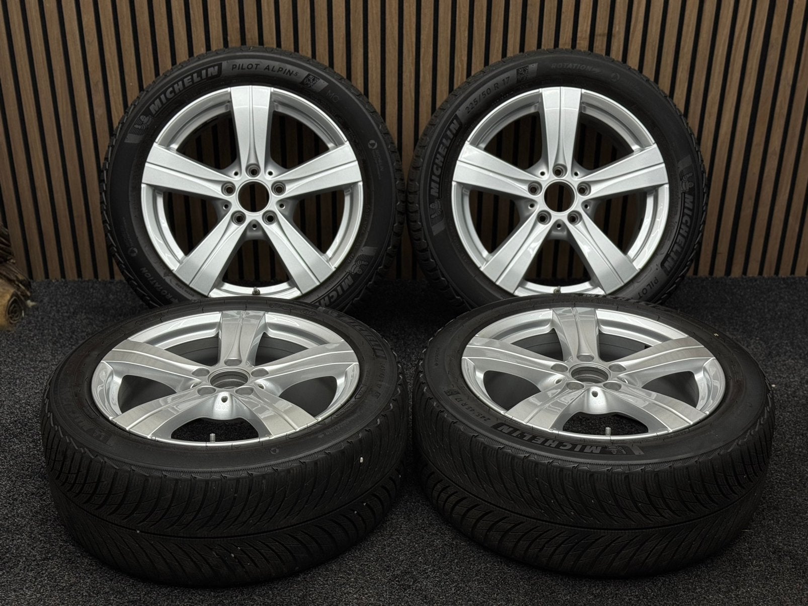 WINTER! Originele 17 inch MB C-Klasse W206 Breedset Michelin, Auto-onderdelen, Banden en Velgen, Ophalen, ., Banden en Velgen