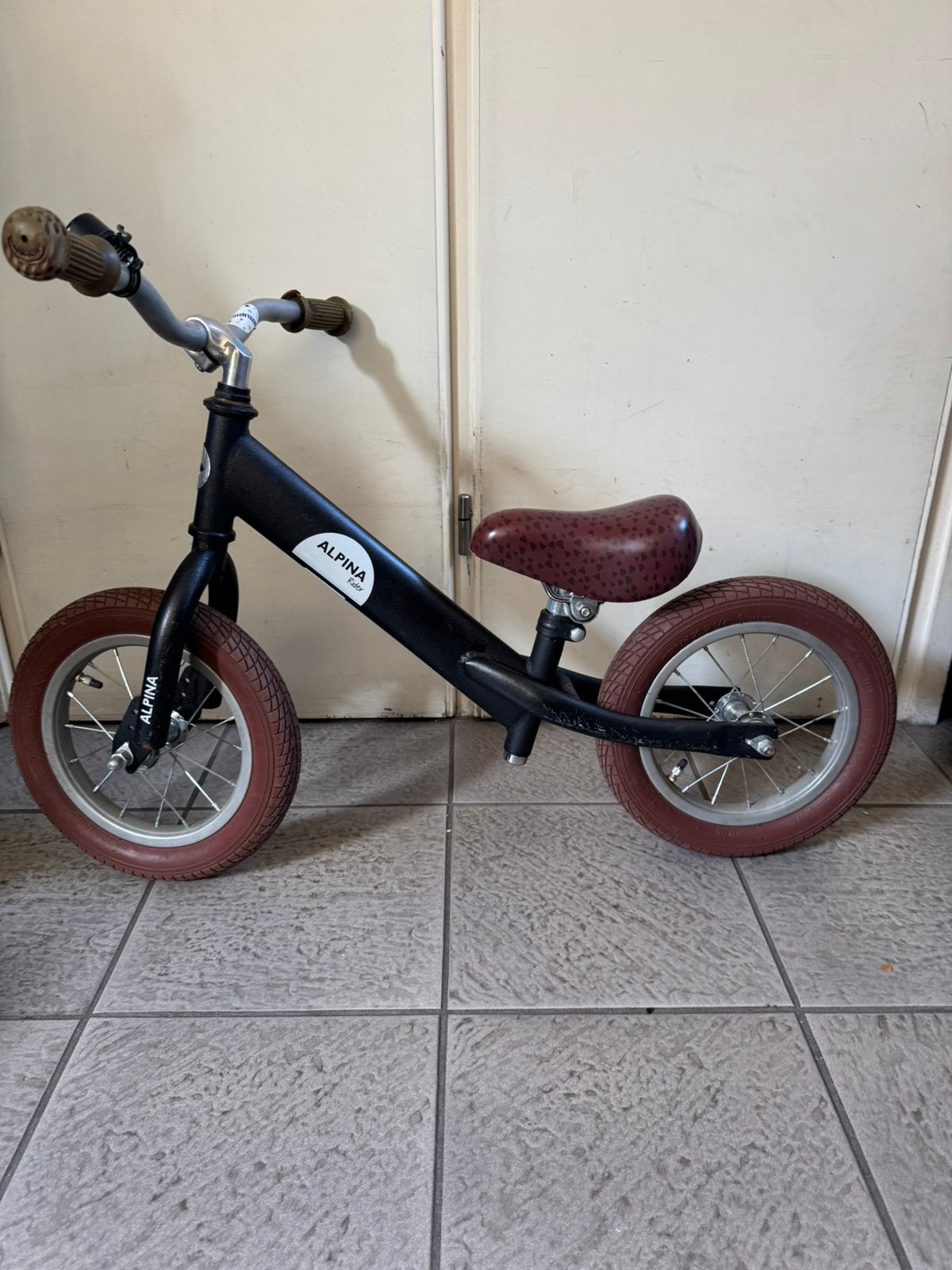 Alpina fiets, Ophalen of Verzenden, Zo goed als nieuw, Loopfiets