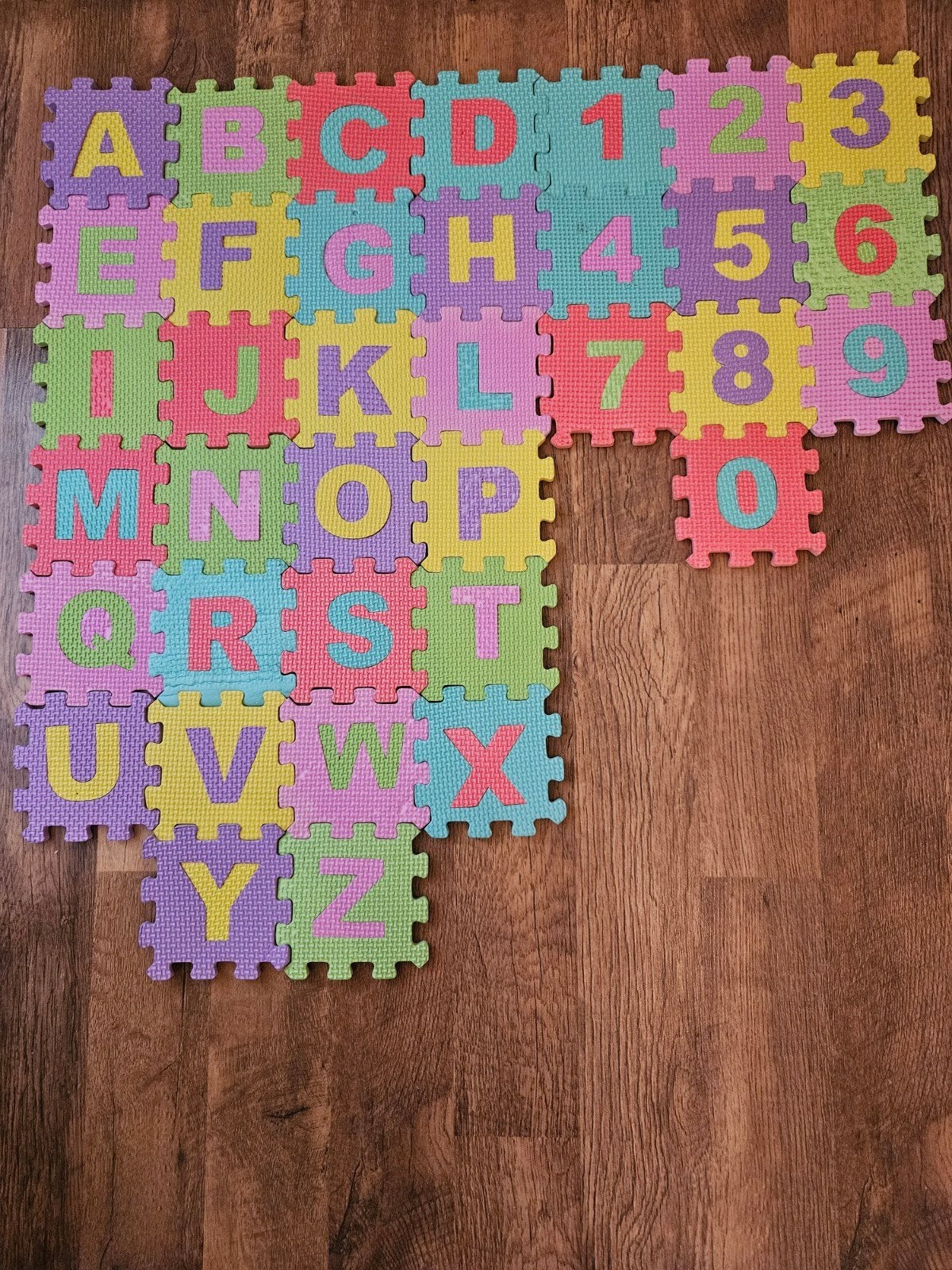 Kleurrijke Foam Puzzelmat + GRATIS speelgoeden, Ophalen of Verzenden, Zo goed als nieuw