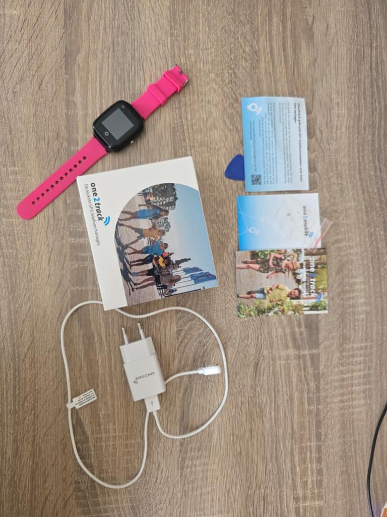 One2track Neo GPS Horloge roze zo goed als nieuw, Ophalen of Verzenden, Zo goed als nieuw, Roze, Meisje