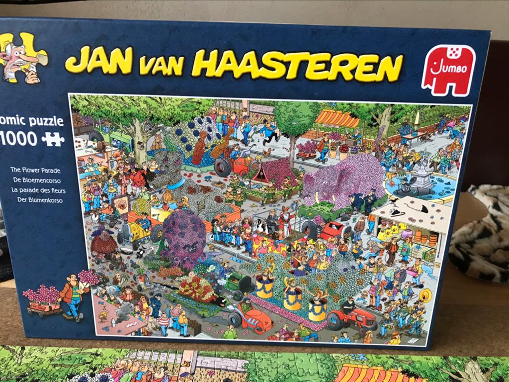 Bloemencorso 1000 stukjes, Ophalen, 500 t/m 1500 stukjes, Zo goed als nieuw