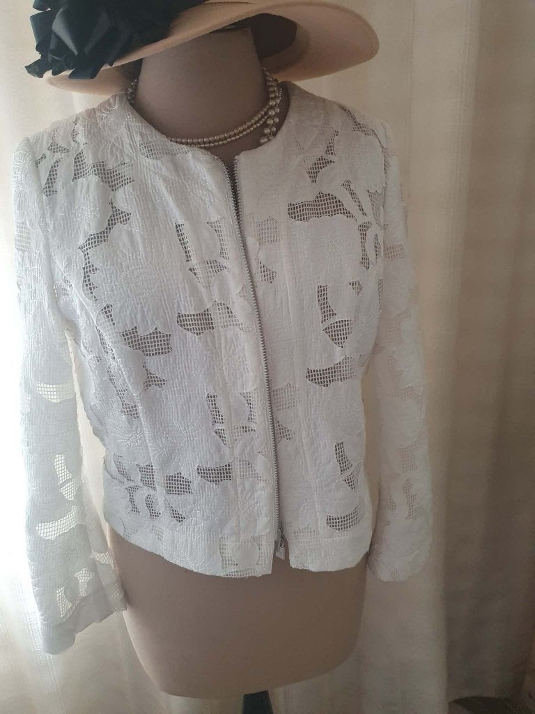 Caroline Biss jasje 38, Kleding | Dames, Maat 38/40 (M), Verzenden, Wit, Zo goed als nieuw