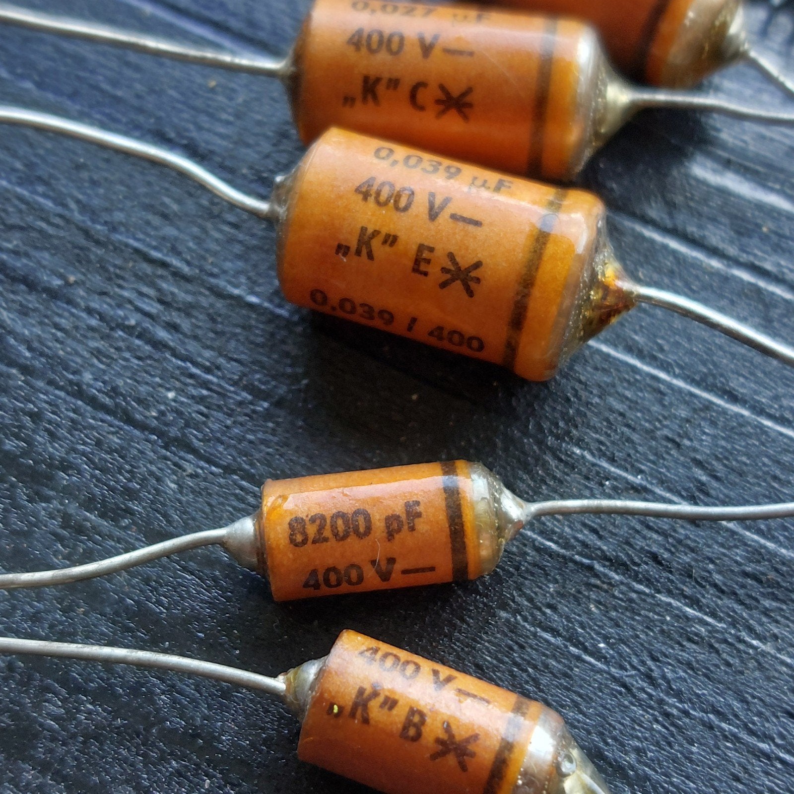 Vintage Philips / MBLE Condensatoren 400V- Epoxy Sealed(NOS, Audio, Tv en Foto, Ophalen of Verzenden, Buis of Buizen