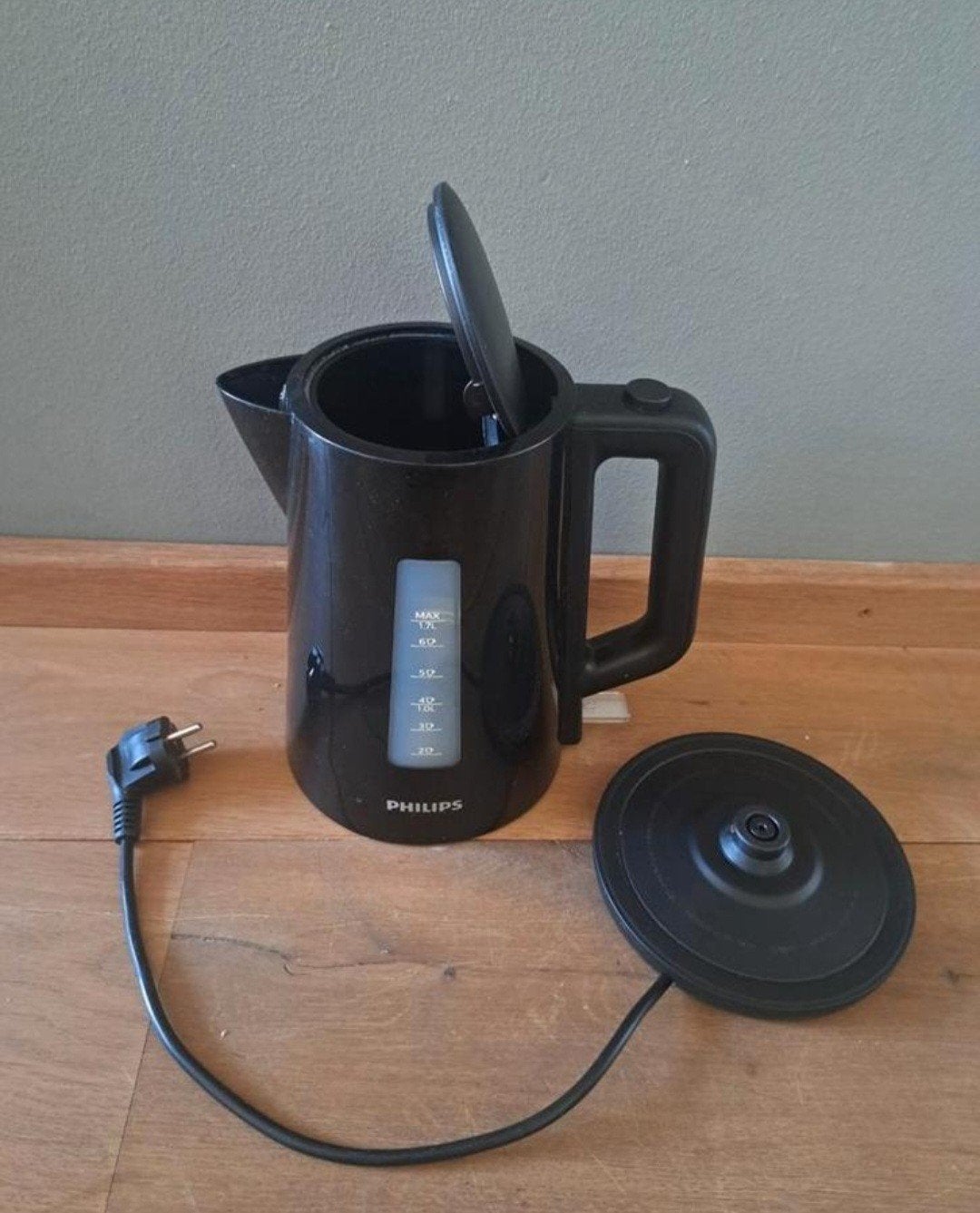 ☕️️PHILIPS WATERKOKER 1.7 LITER INHOUD MET 80 CM SNOER, Witgoed en Apparatuur, 1 tot 2 liter, Ophalen of Verzenden, Zo goed als nieuw