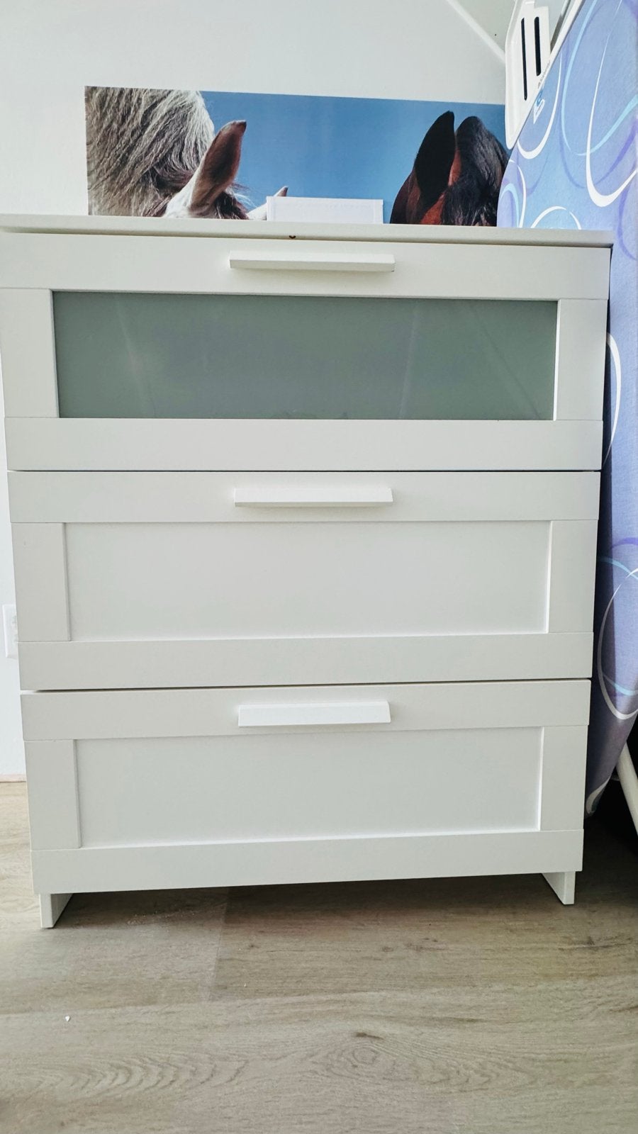 Witte ladekast met 3 laden, Ophalen, 100 tot 150 cm, 50 tot 100 cm, Zo goed als nieuw