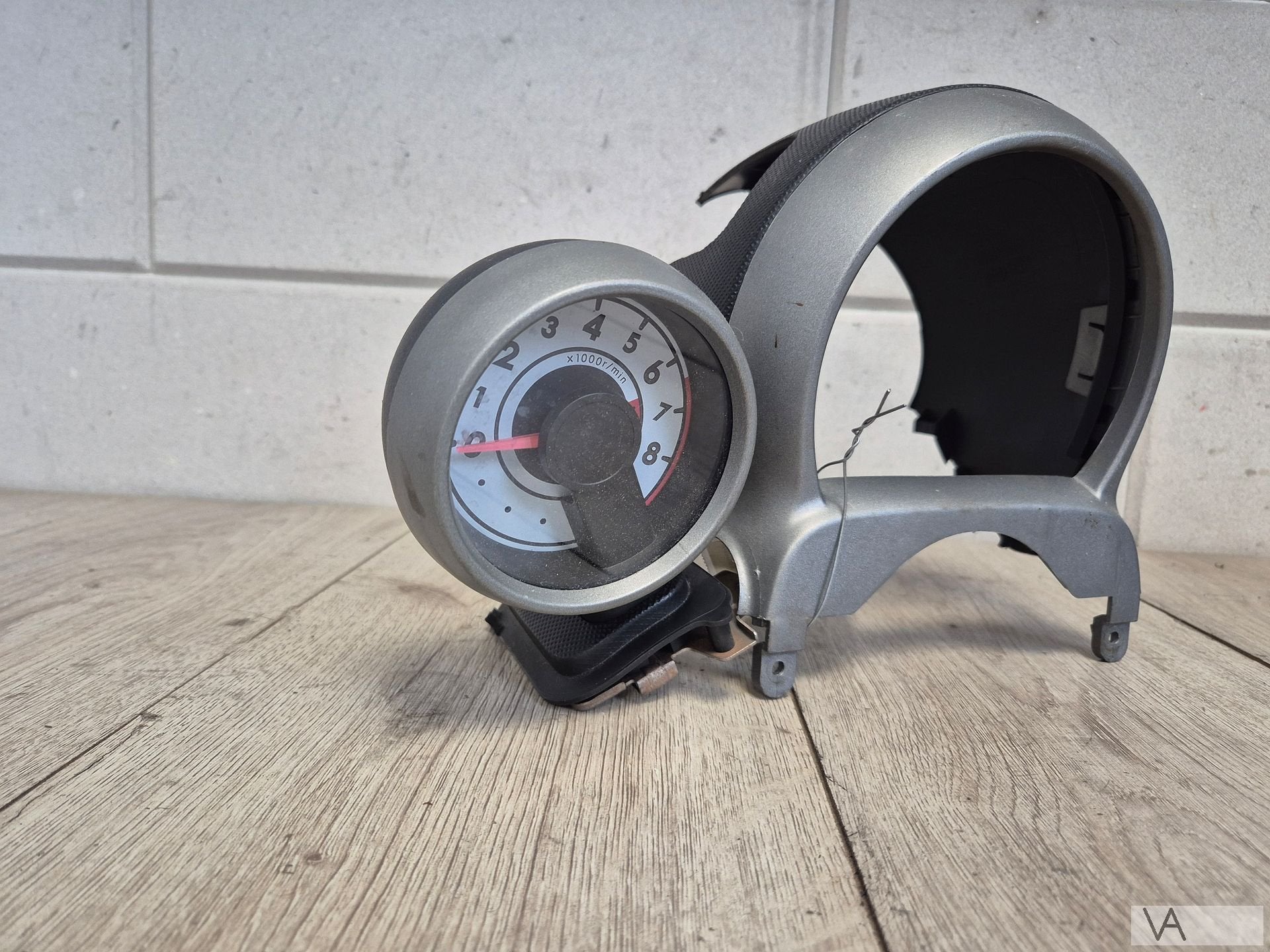 Toerenteller met kap van Peugeot 107 Citroen C1 Toyota Aygo, Auto-onderdelen, Gebruikt, -, -, Ophalen of Verzenden