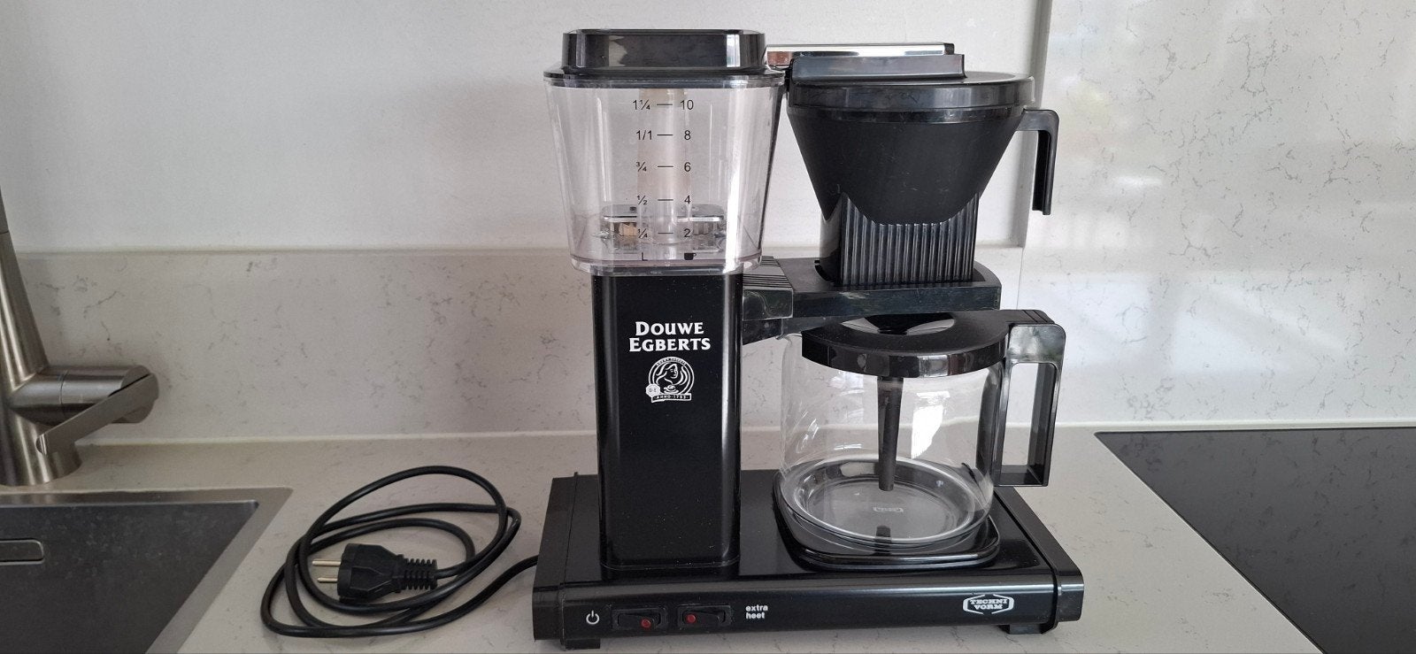 Douwe Egberts Koffiezetter - Technivorm KBG, Gebruikt, 10 kopjes of meer, Koffiemachine, Gemalen koffie