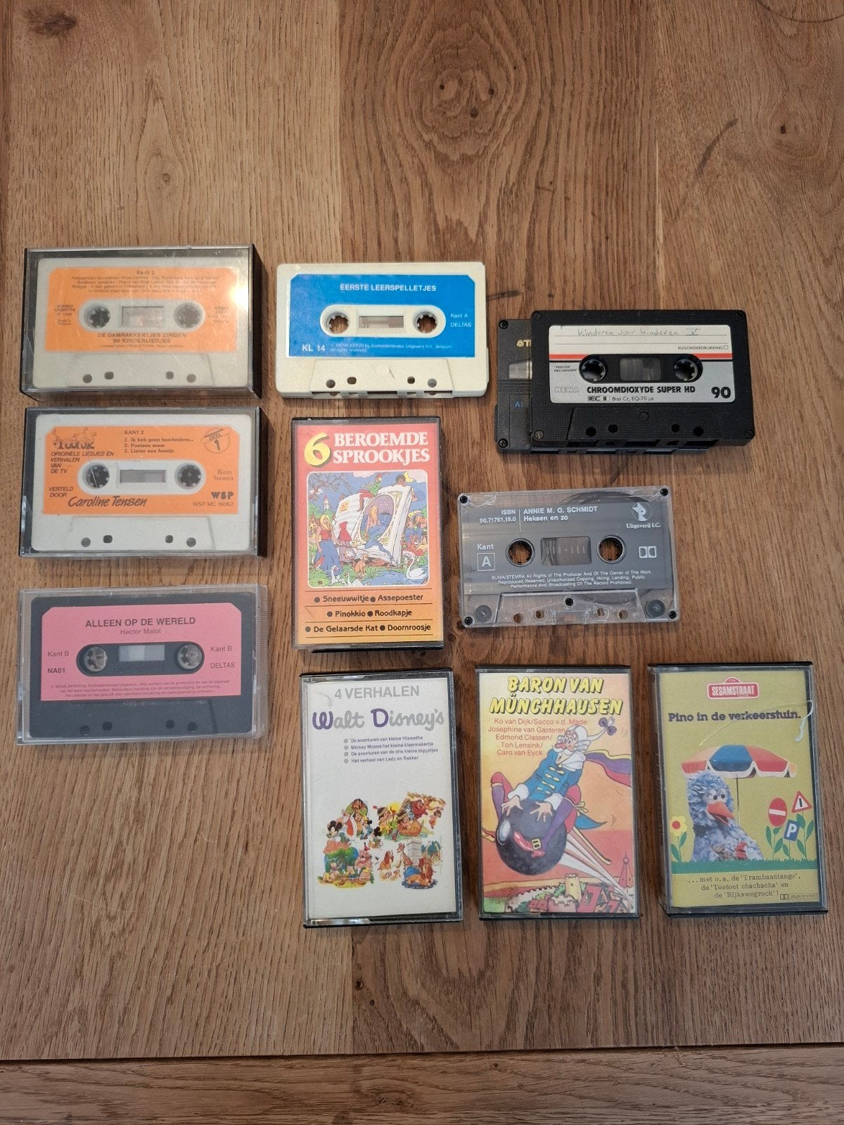 Set bandjes Disney; Sesamstraat; Sprookjes; A.M.G. Schmidt, Cd's en Dvd's, Gebruikt, 2 t/m 25 bandjes, Kinderen en Jeugd, Ophalen of Verzenden