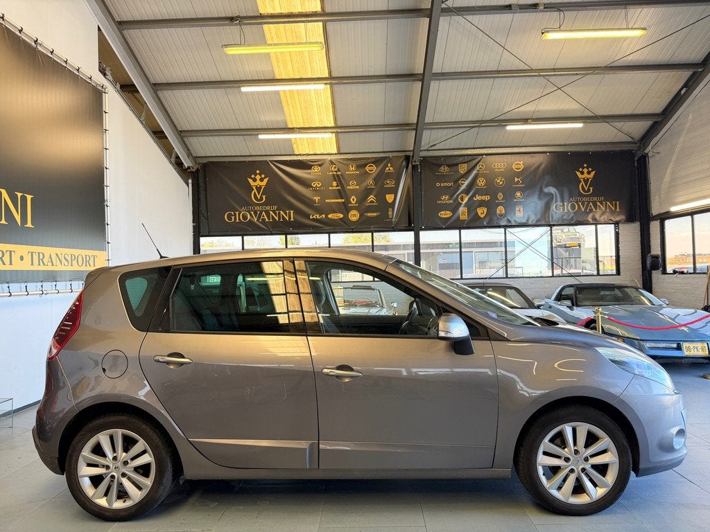 Renault Scénic 2.0 Celsium, Auto's, Renault, Euro 5, Gebruikt, 4 cilinders, Origineel Nederlands