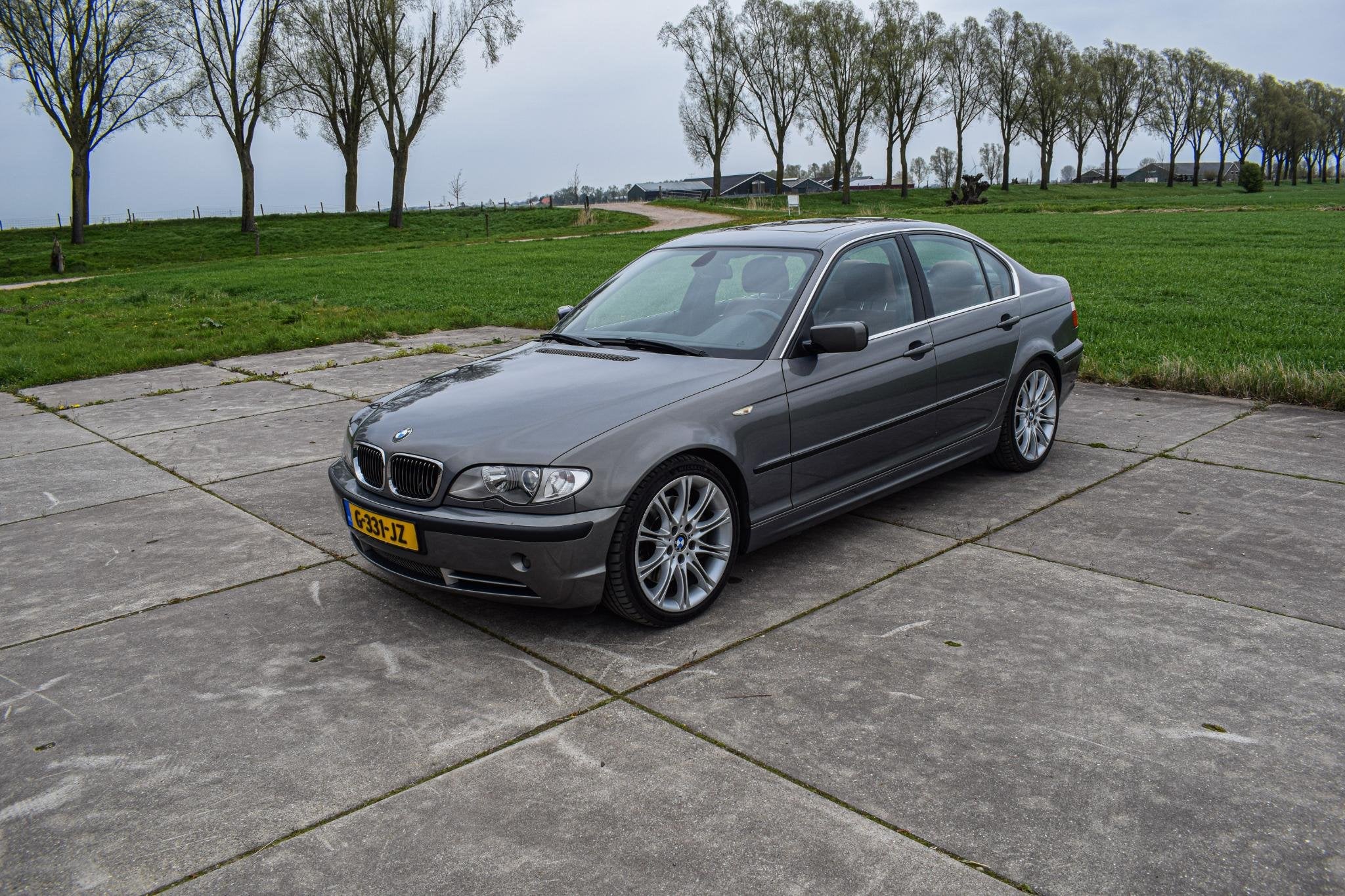 BMW 3-serie 330i Individual, Auto's, Automaat, Sedan, 6 cilinders, 2979 cc