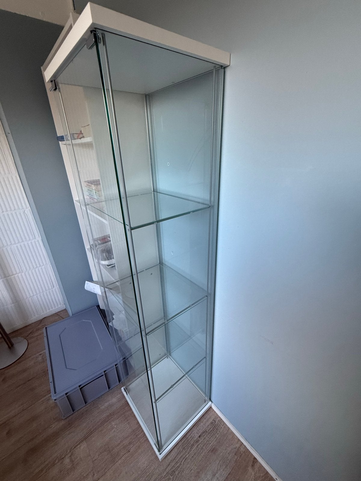 Mooie vitrinekast met glazen planken, Huis en Inrichting, Kasten | Vitrinekasten, Ophalen, Gebruikt, 50 tot 100 cm, Glas