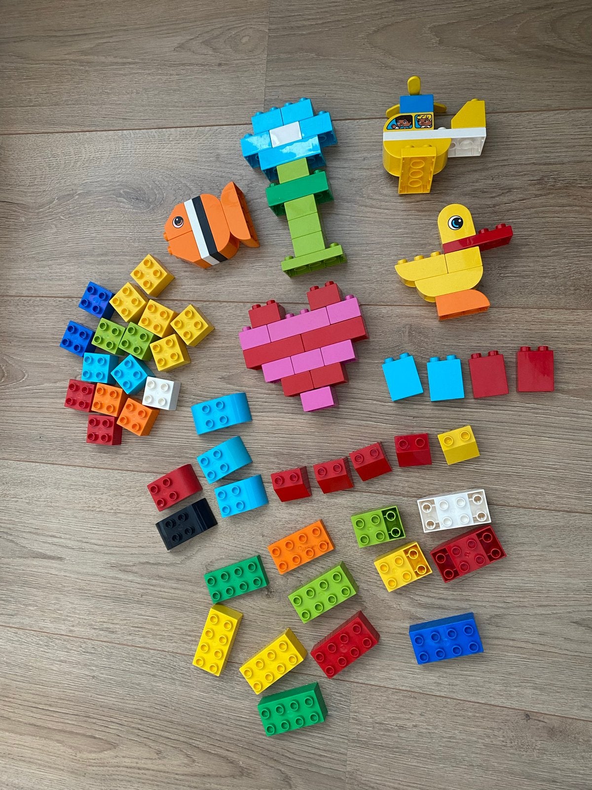 Duplo creatieve bouwset: hartje, helikopter, vis, bloem, een, Kinderen en Baby's, Speelgoed | Duplo en Lego, Gebruikt, Inclusief extra onderdelen