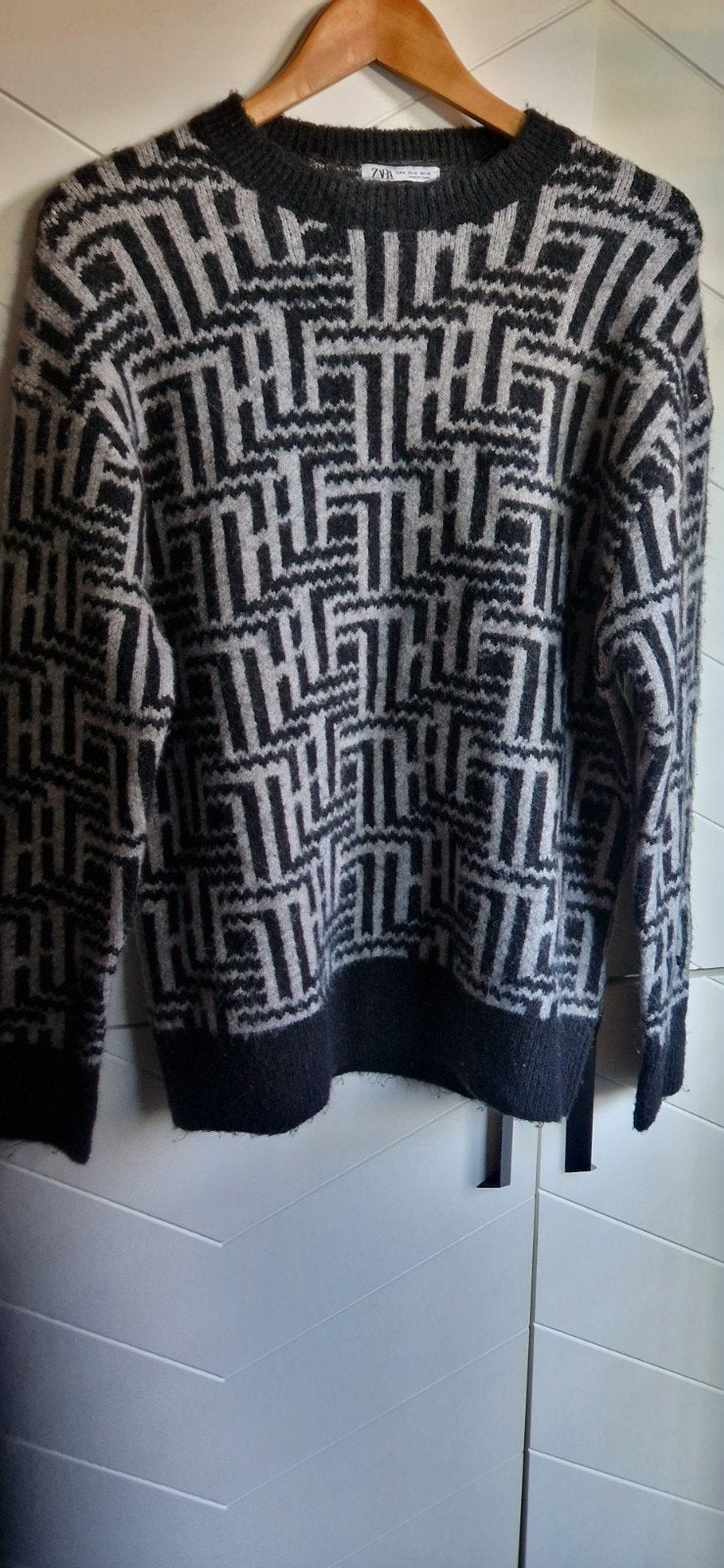 Zara jacquard trui print grijs zwart M €15, Verzenden, Zo goed als nieuw