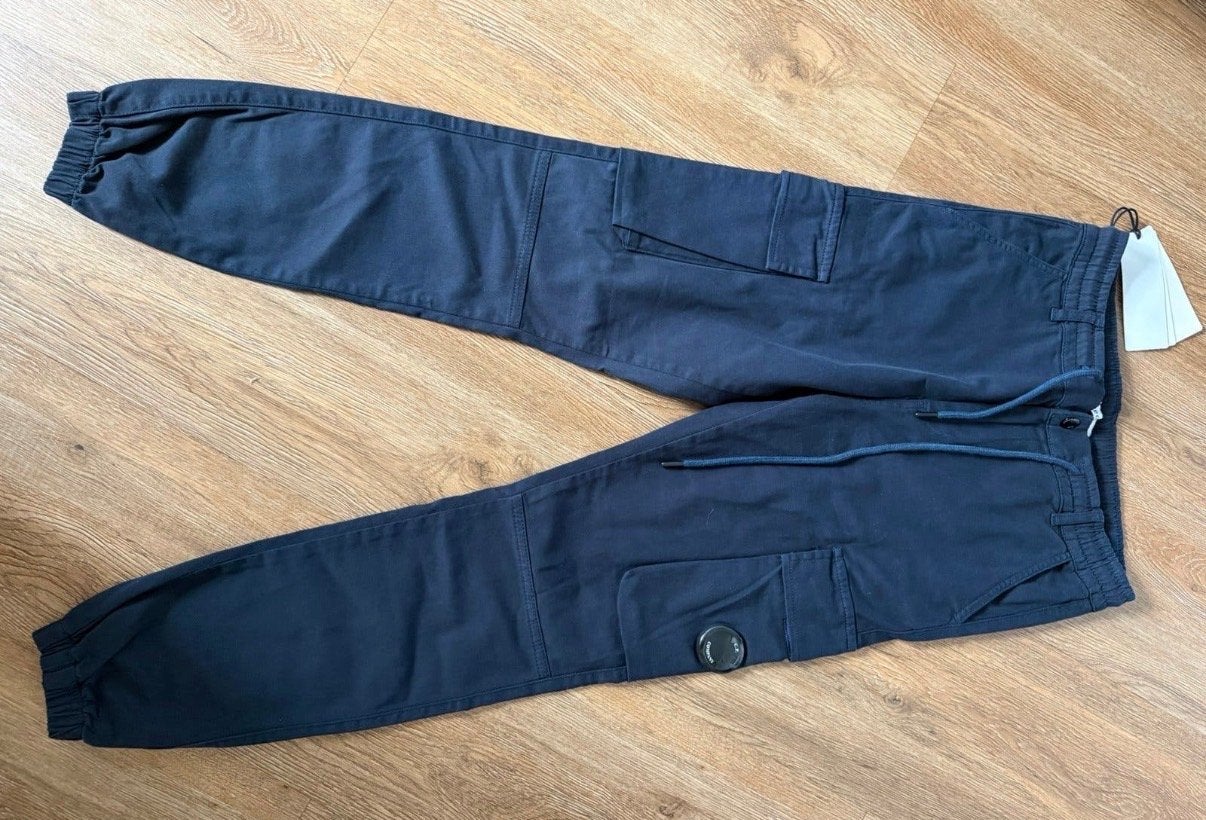 CP Company broek donkerblauw nieuw!!, Ophalen of Verzenden, Nieuw, Maat 46 (S) of kleiner, Blauw