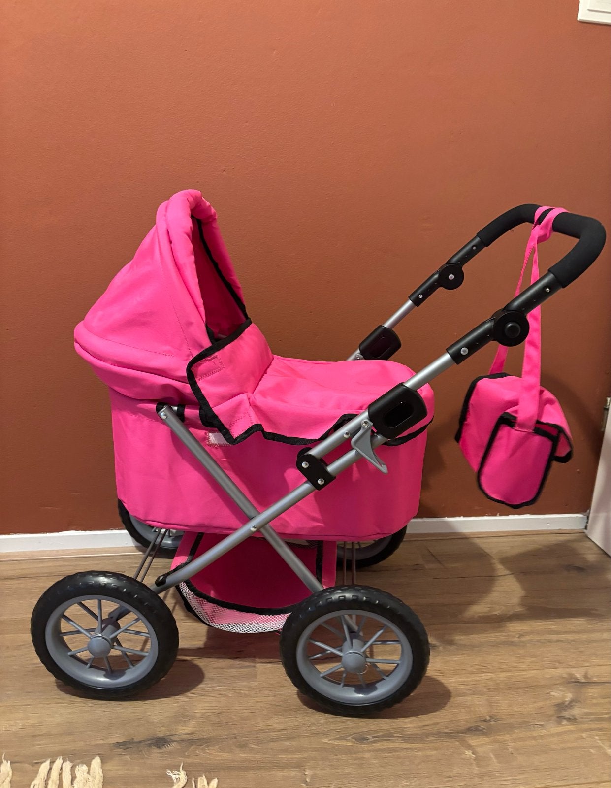 Poppenwagen roze met tas voor speelgoed pop, Ophalen, Zo goed als nieuw, Overige typen
