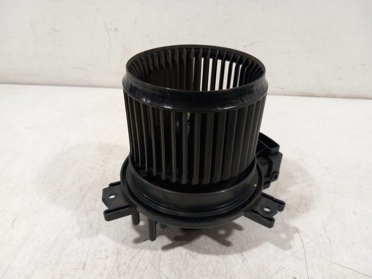 Kachel ventilator motor Suzuki Ignis, Onderdelen@venauto.nl, Van der Ven Autorecycling B.V., Gebruikt, Ettenseweg 76, 4706 PB Roosendaal, The Netherlands
