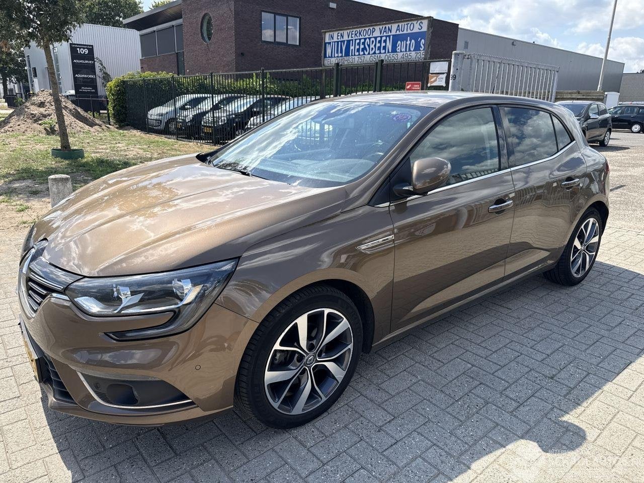 Renault Mégane 1.2 TCe BOSE 137380 KM RIJDBAAR! BOUWJAAR 20, Auto diversen, Schadeauto's, Renault, Handgeschakeld, Peter-Huppertz-Straße 5 ,51063, Köln, Deutschland
