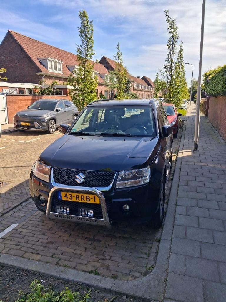 Suzuki Grand Vitara 2.0 5D 2007 Zwart, 1995 cc, Zwart, 4 cilinders, 1850 kg