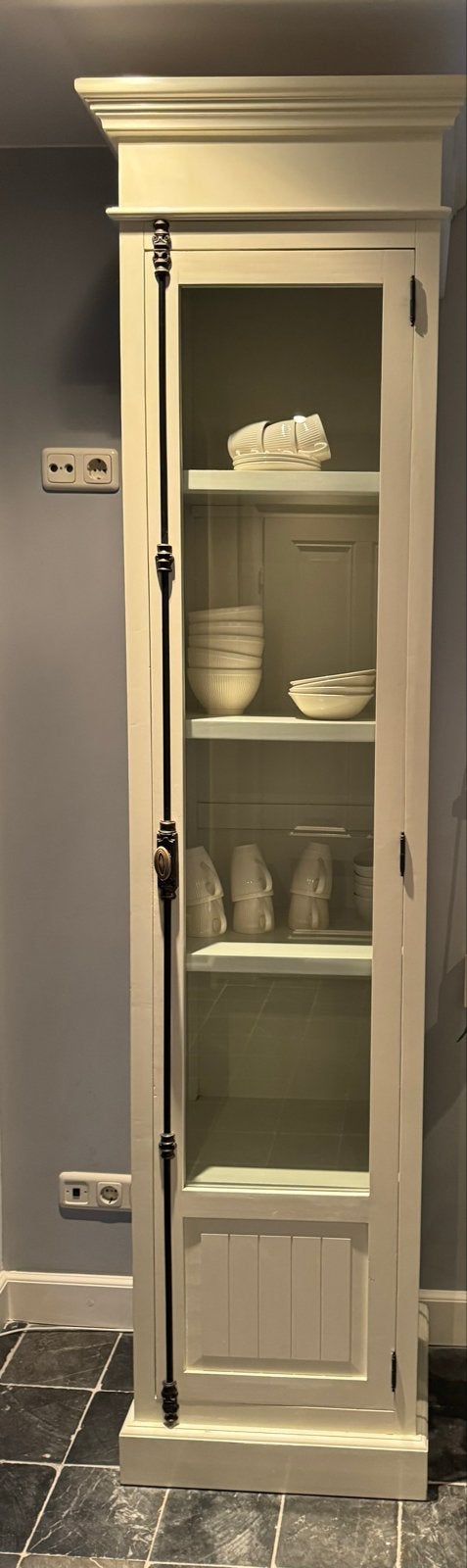 1 Prachtige Buffetkast - Zeer Netjes en Veel Opbergruimte, Huis en Inrichting, Ophalen, Minder dan 50 cm, 200 cm of meer, Zo goed als nieuw