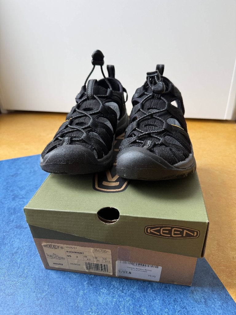 Keen Whisper sandalen zwart maat 37,5 NIEUW, Ophalen of Verzenden, Nieuw, Kleding