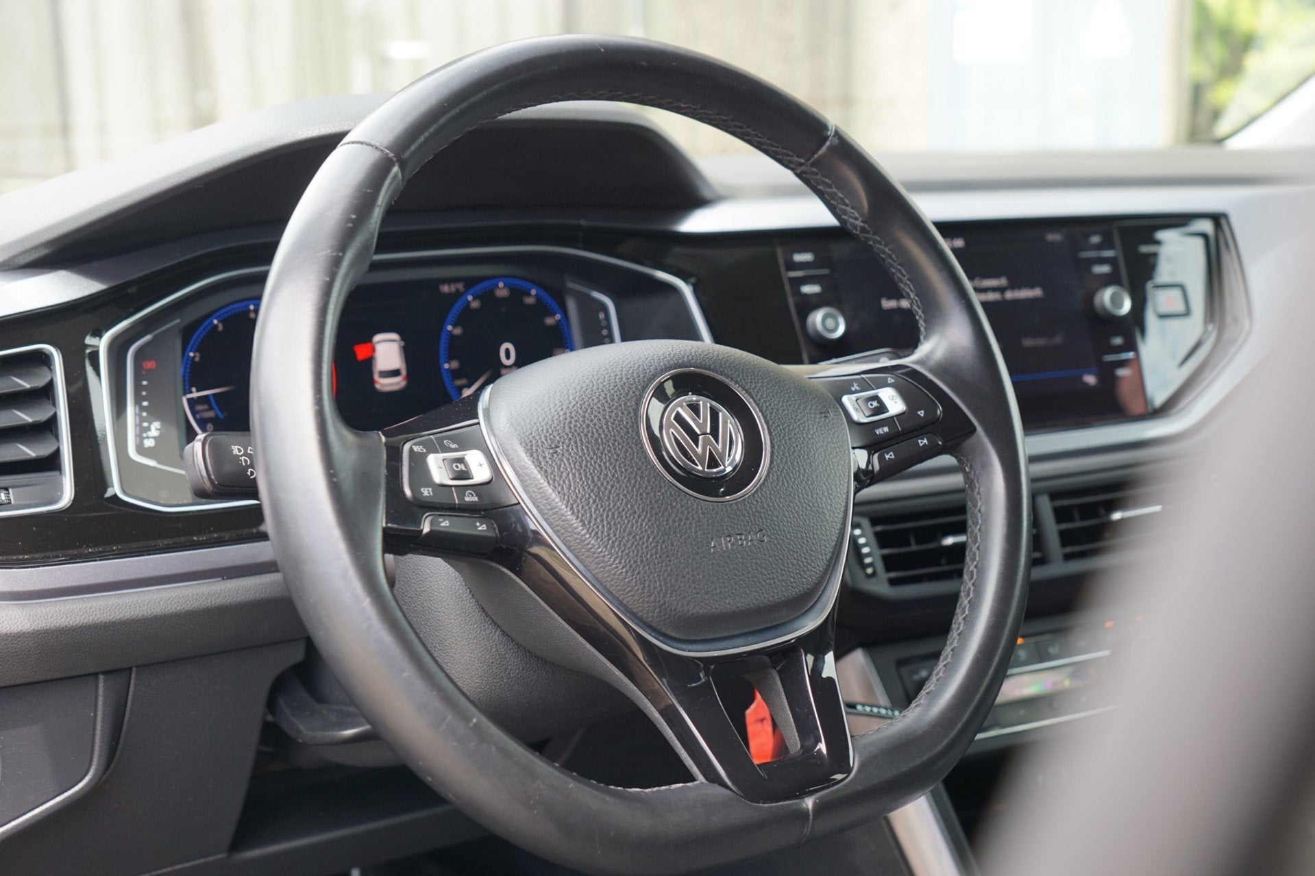 Volkswagen Polo 1.0 TSI R-Line | Brun Graciosa Metallic | Vi, Voorwielaandrijving, Stof, Gebruikt, Handgeschakeld