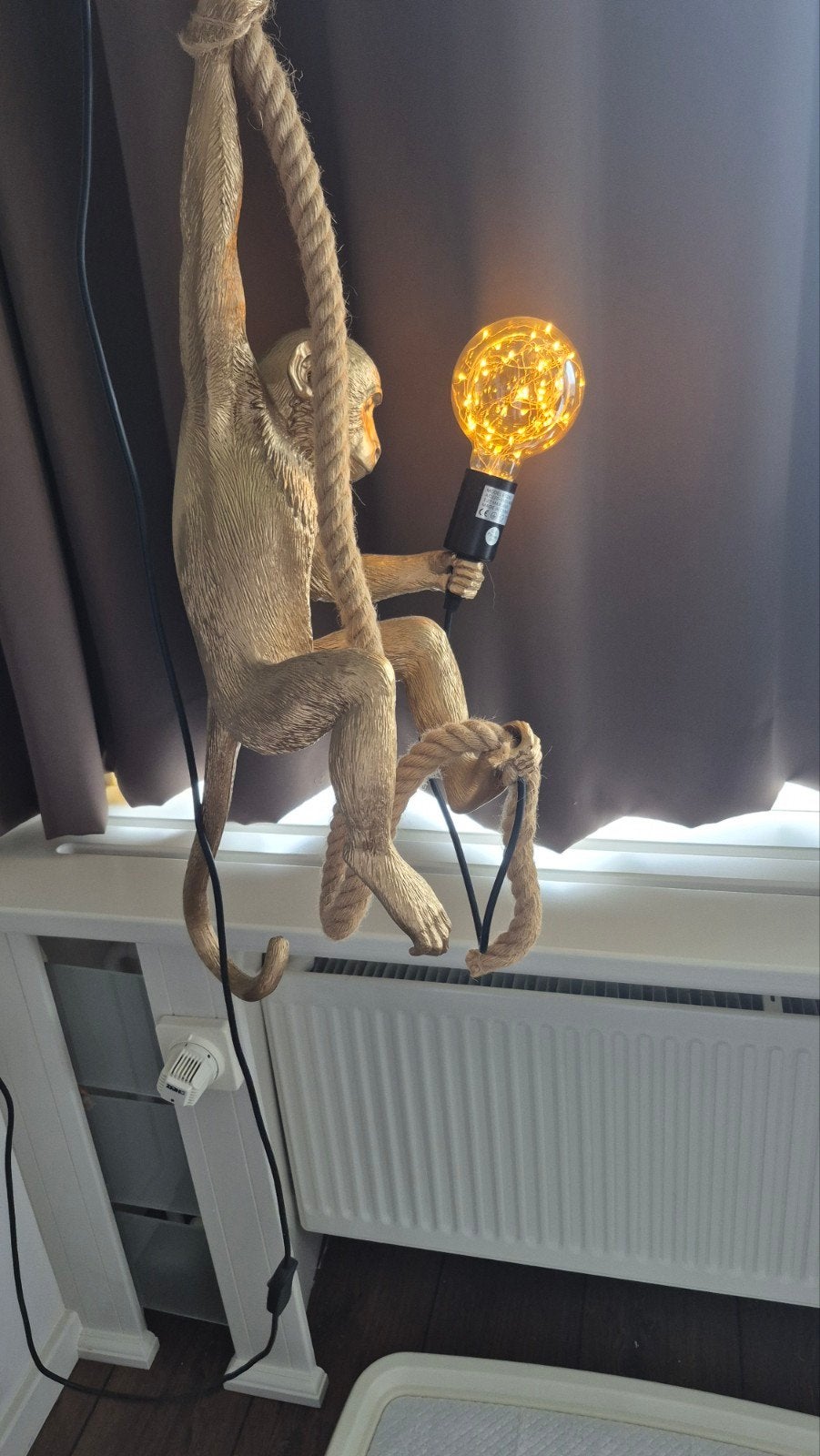 Unieke gouden apen hanglamp - 110 cm, Huis en Inrichting, Ophalen, Gebruikt, E27 (groot), Modern, Speels, Uniek