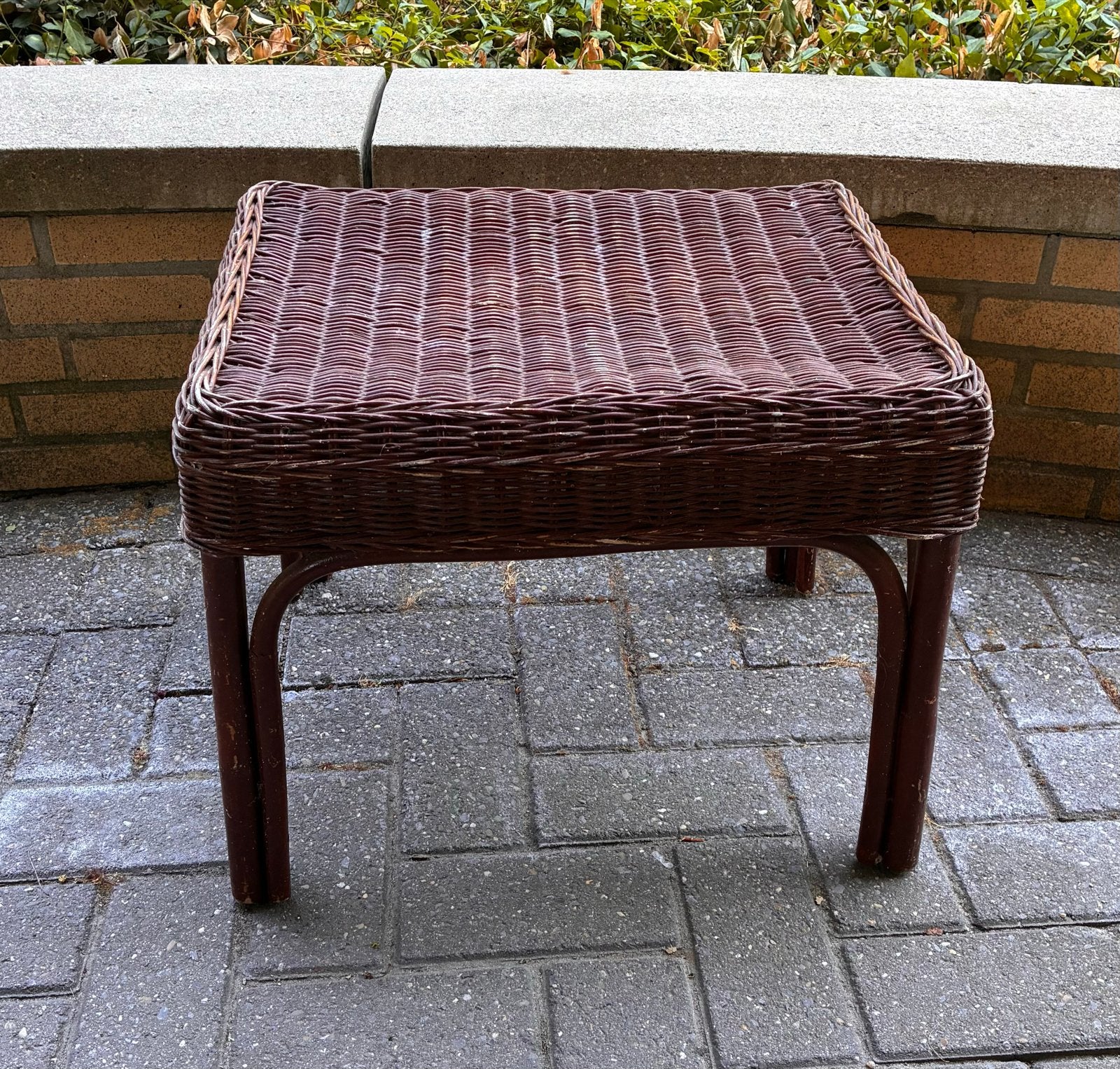 Rotan bijzettafel/krukje - Vintage, Ophalen, Gebruikt, 55 tot 75 cm, Rechthoekig