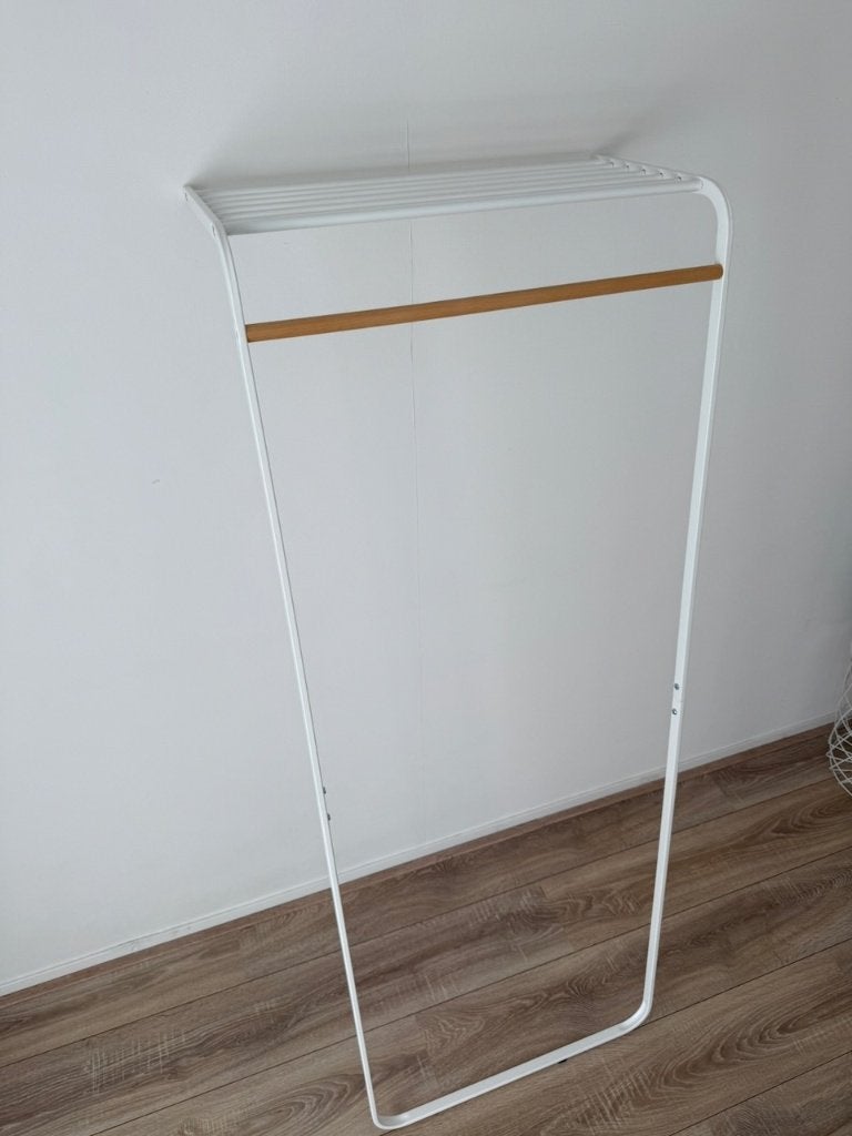 Yamazaki Tower leunend kledingrek met plank – wit, Ophalen, Zo goed als nieuw, Metaal, Staande kapstok