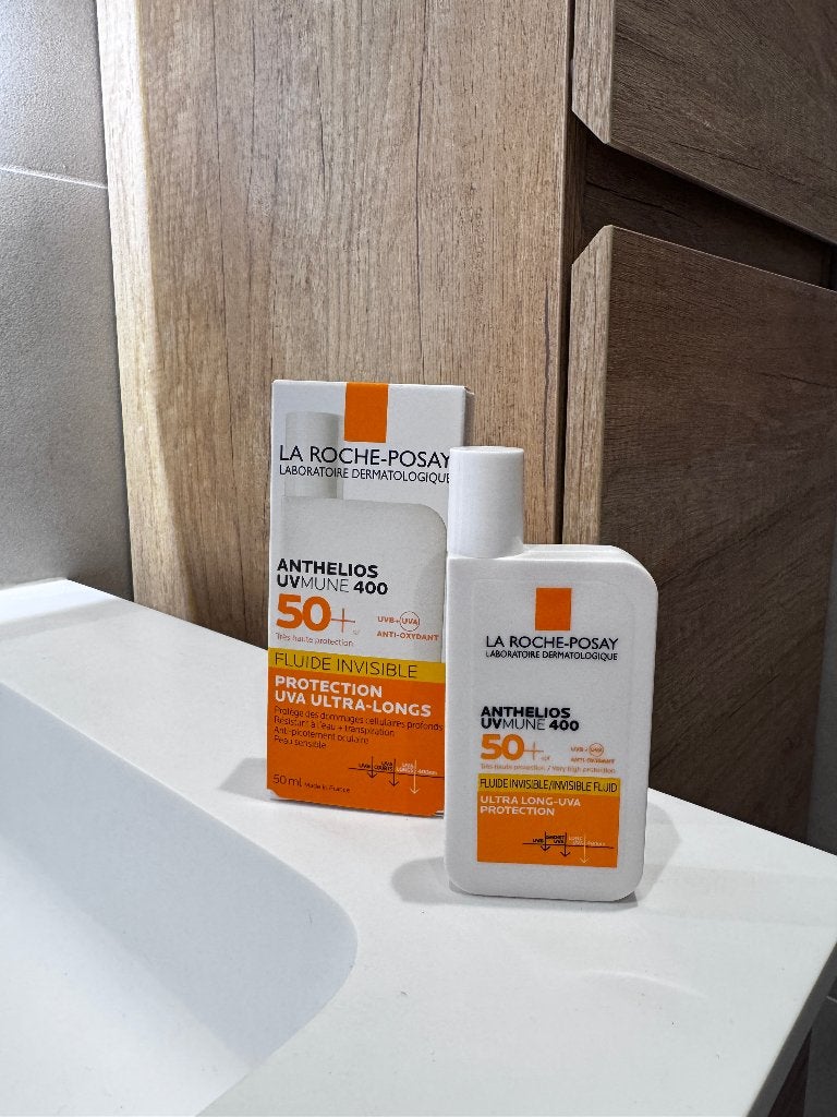 La Roche-Posay Anthelios UVMune 400 Invisible Fluid SPF50+, Ophalen of Verzenden, Nieuw, Gehele gezicht, Verzorging